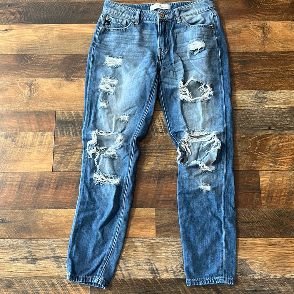 KanCan Low Waisted Distressed Straight Jeans